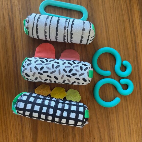 LOVEVERY Playkit 0-2 months "The Looker" - Picture 4 of 13